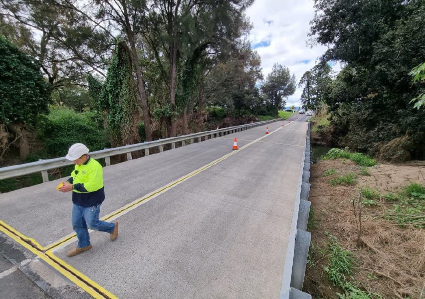 Aquron 7000 finished bridge deck ready for joint sealant replacement works