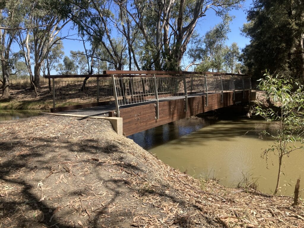 Completed Flowerdale Lagoon pedestrian footbridge