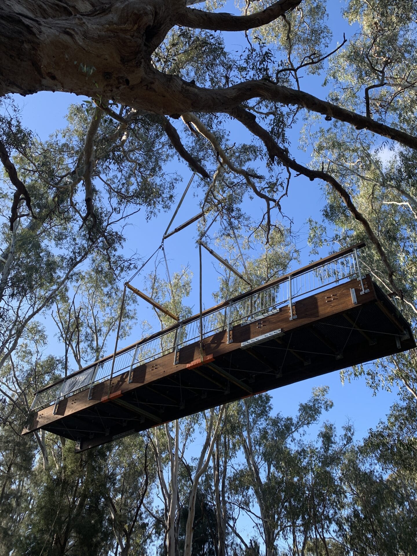 Crane lifting the Flowerdale Lagoon footbridge into position