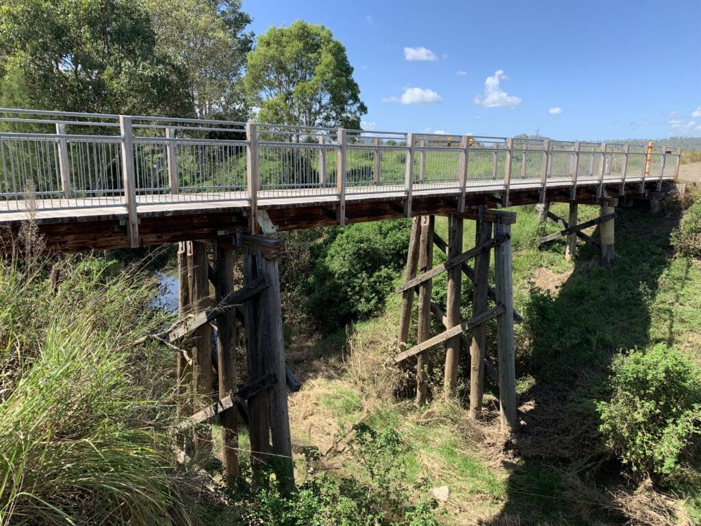 Completed Jimmy Gully bridge alongside the adjacent span